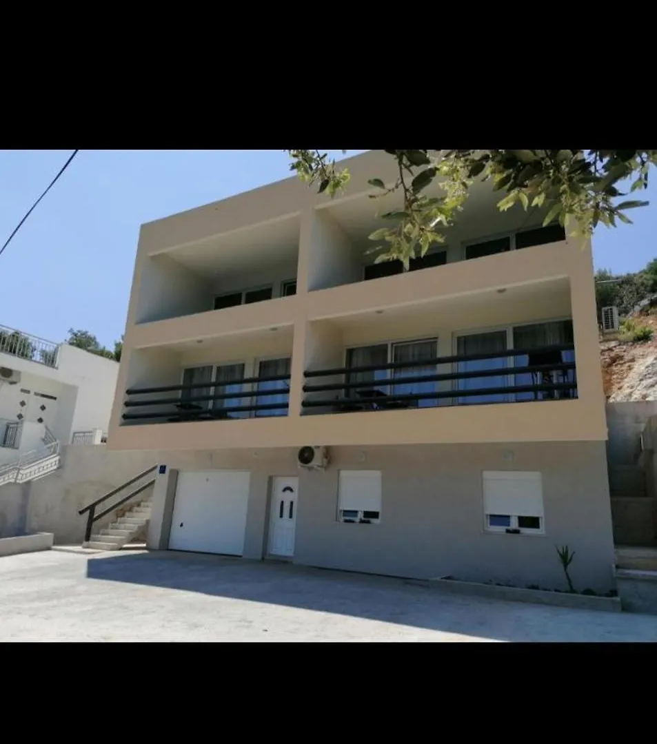 Apartman Bella 3